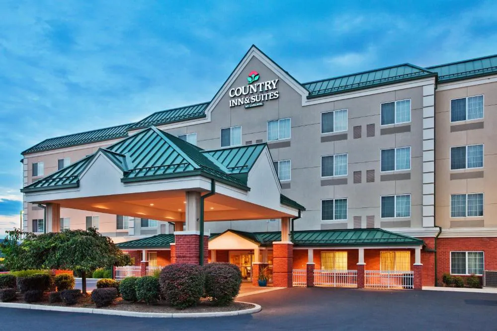 Country Inn & Suites by Radisson, Hagerstown, MD hotel hero