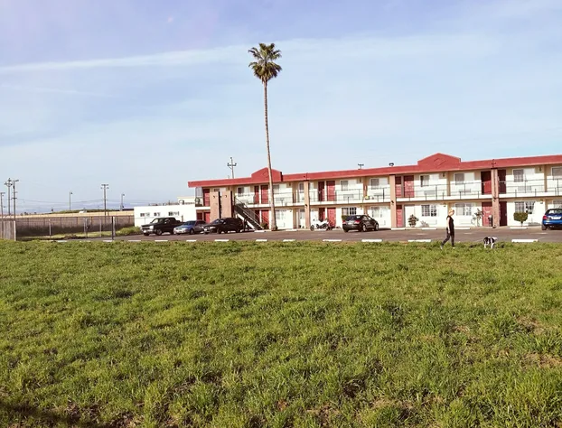 La Plaza Inn Los Banos hotel detail image 3