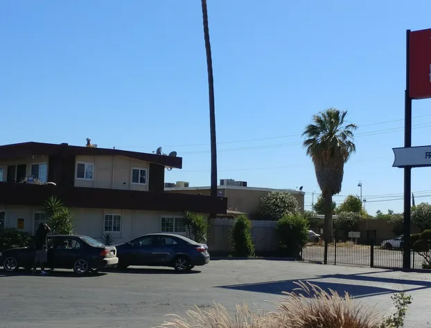 La Plaza Inn Los Banos hotel detail image 2