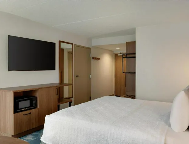 Hampton Inn Hagerstown hotel detail image 4