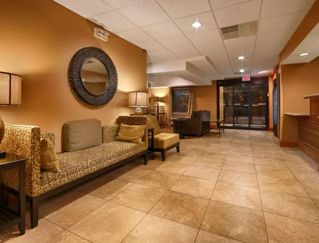 Best Western Plus Mishawaka Inn hotel detail image 3