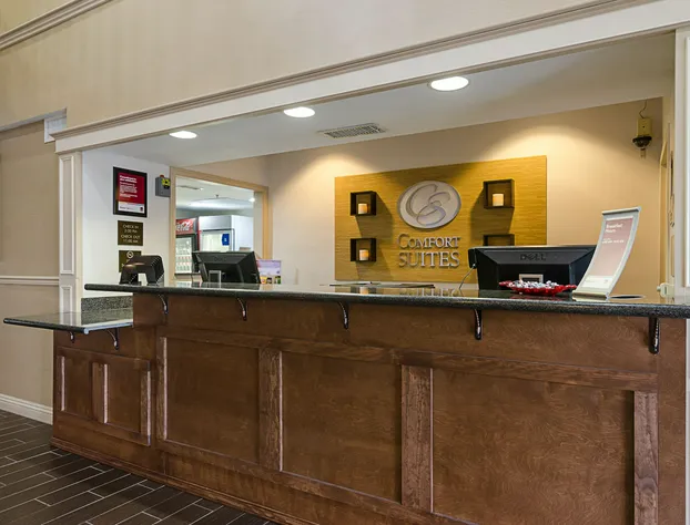 Quality Suites Springdale West I-49 hotel detail image 3