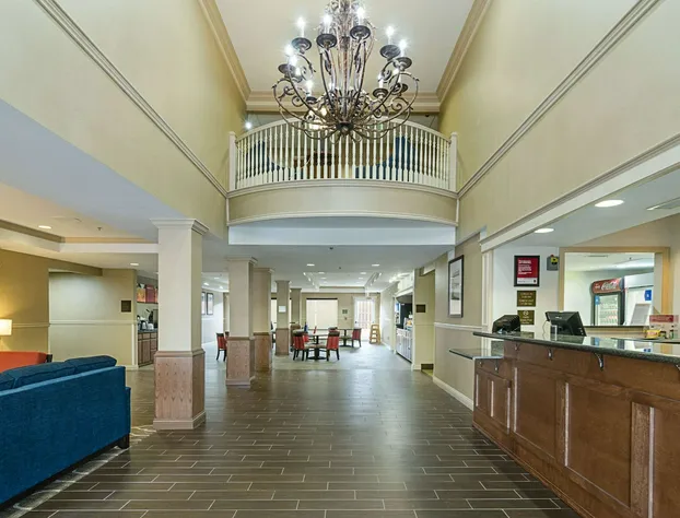 Quality Suites Springdale West I-49 hotel detail image 1