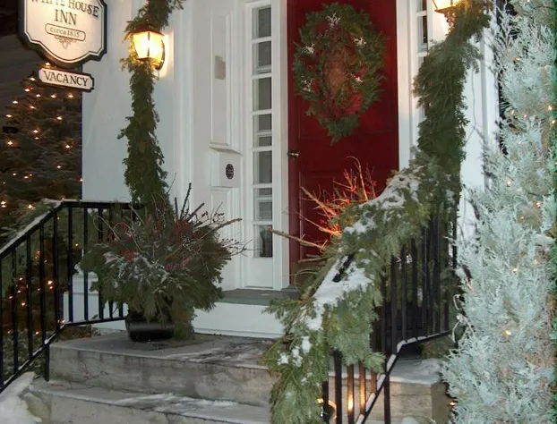 The White House Inn hotel detail image 2