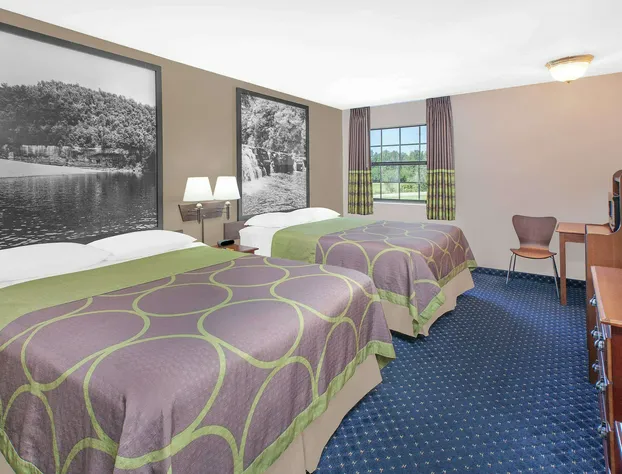 Super 8 by Wyndham Lowell/Bentonville/Rogers Area hotel detail image 4