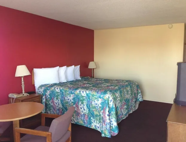 Super 7 Inn Siloam Springs hotel detail image 3