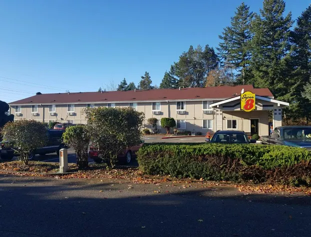 Super 8 by Wyndham Shelton hotel detail image 1