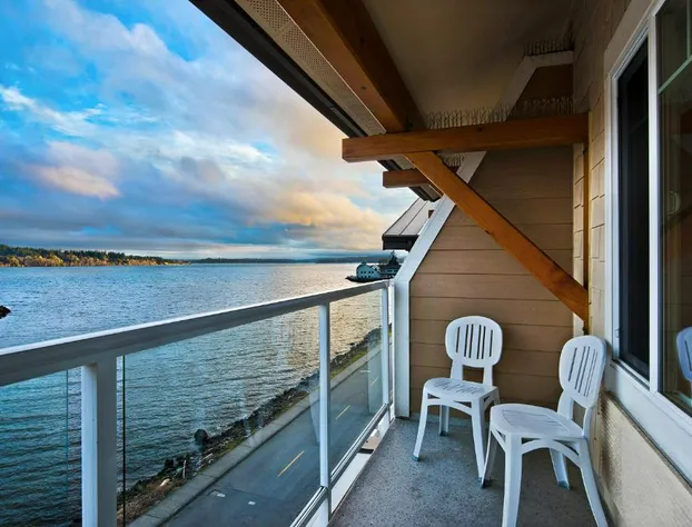 Oxford Suites Silverdale hotel detail image 4