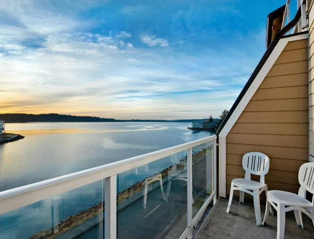 Oxford Suites Silverdale hotel detail image 4