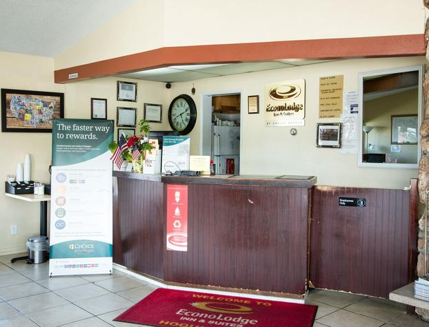 Econo Lodge Inn & Suites Hoquiam hotel detail image 3