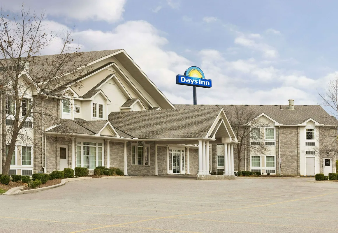 Days Inn by Wyndham Guelph hotel hero
