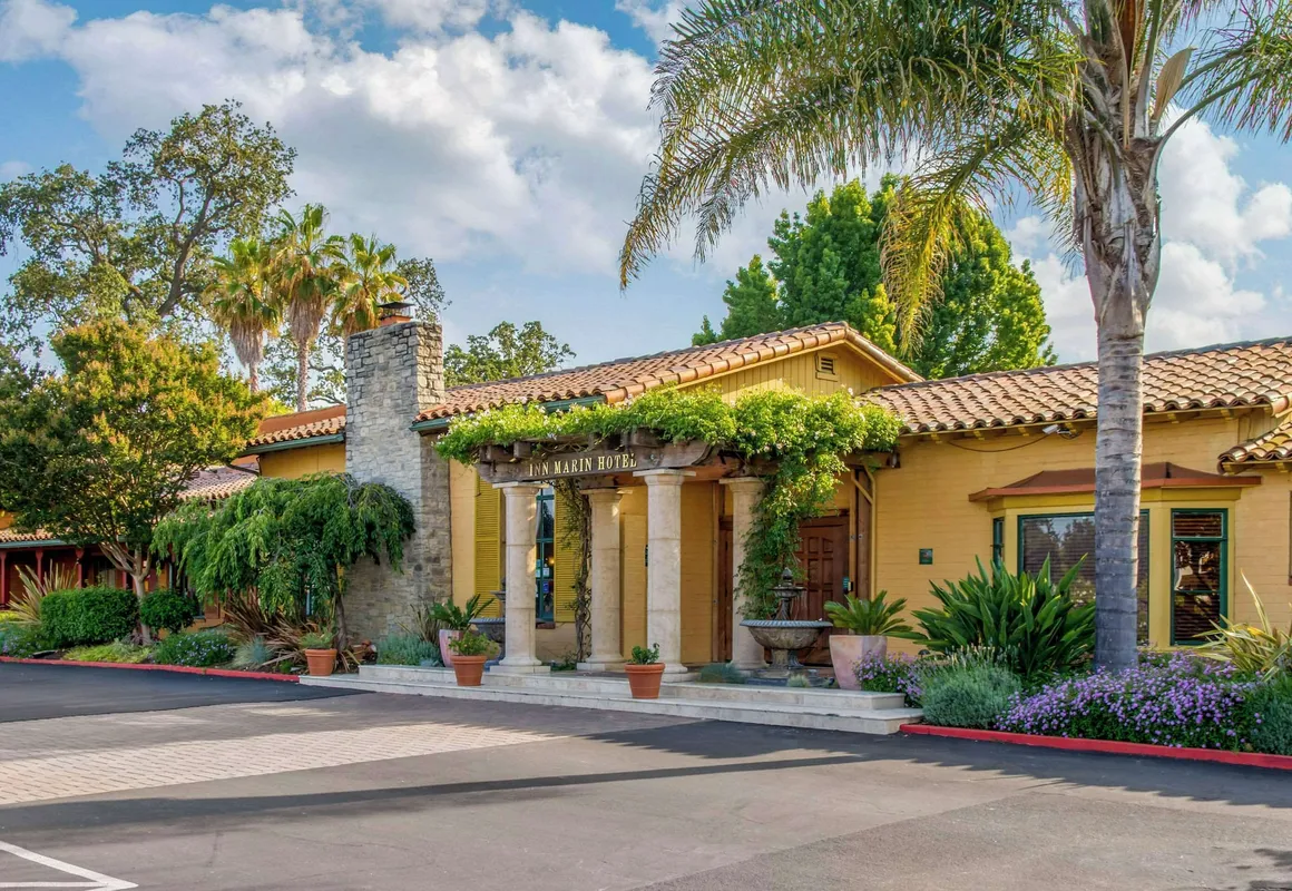 Inn Marin and Suites, an Ascend Collection Hotel hotel hero