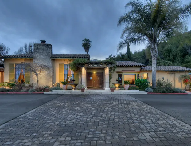 Inn Marin and Suites, an Ascend Collection Hotel hotel detail image 2