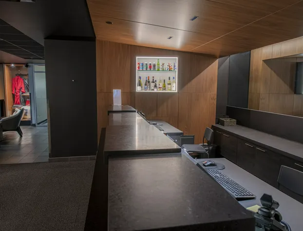 Grand Times Hotel Quebec City Airport hotel detail image 4