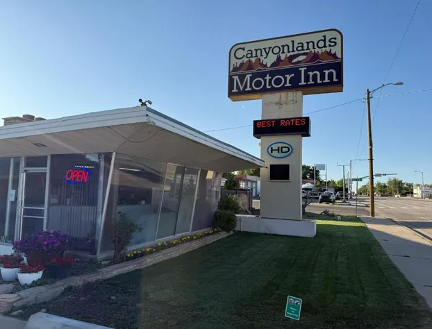 Canyonlands Motor Inn hotel detail image 1