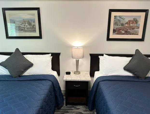 Canadian Inn hotel detail image 4