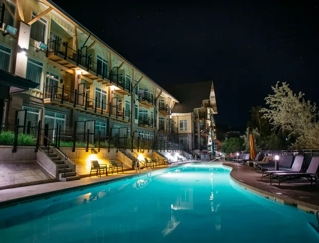 Summerland Waterfront Resort & Spa hotel detail image 3