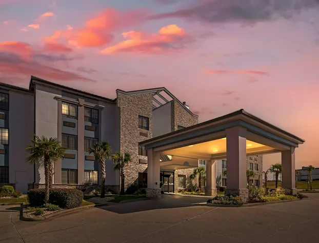 Comfort Suites Hattiesburg near University hotel detail image 2