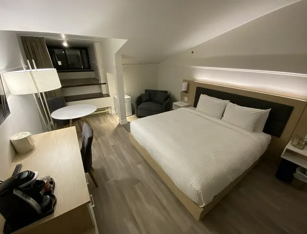 Manoir du Lac Delage hotel detail image 4