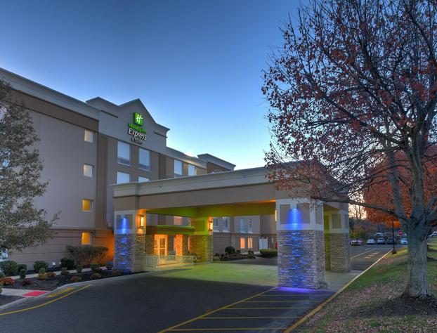 Holiday Inn Express Hotel & Suites West Long Branch, an IHG Hotel hotel detail image 1