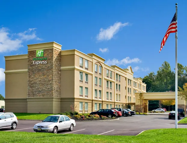 Holiday Inn Express Hotel & Suites West Long Branch by IHG hotel detail image 2