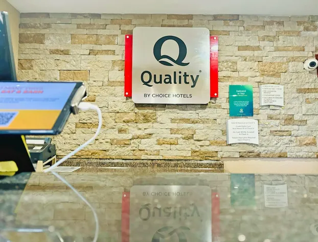 Quality Inn Raynham - Taunton hotel detail image 2