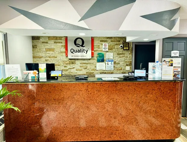 Quality Inn Raynham - Taunton hotel detail image 2