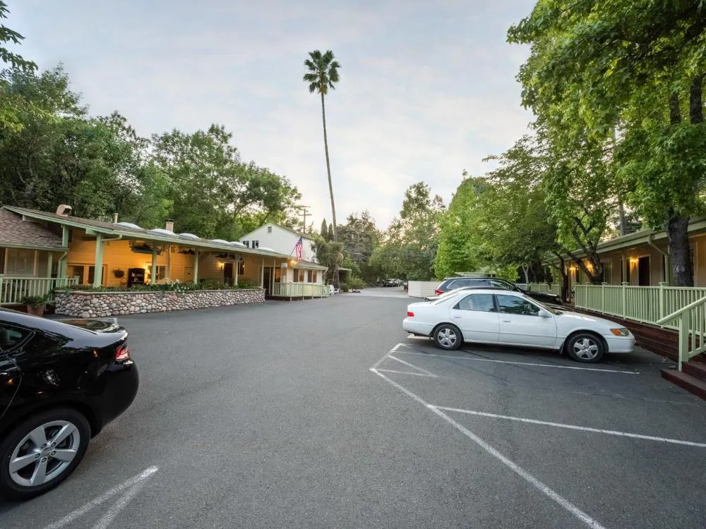 The Inn on Pine hotel hero