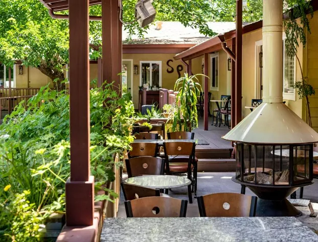 The Inn on Pine hotel detail image 4