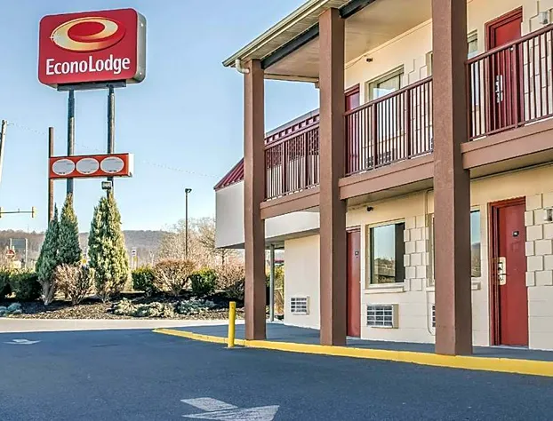 Econo Lodge Northeast hotel detail image 1