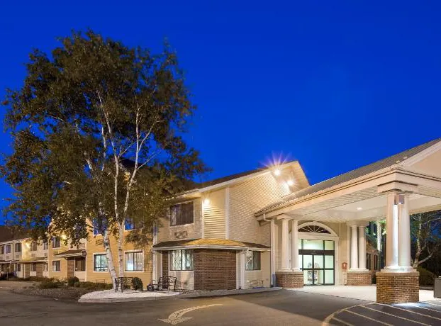 Best Western The Inn at Sharon/Foxboro hotel detail image 1