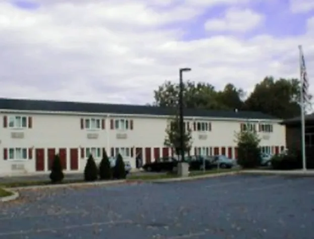 Country Inn Motel hotel detail image 1