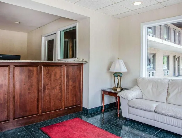 Econo Lodge Douglassville - Pottstown hotel detail image 4