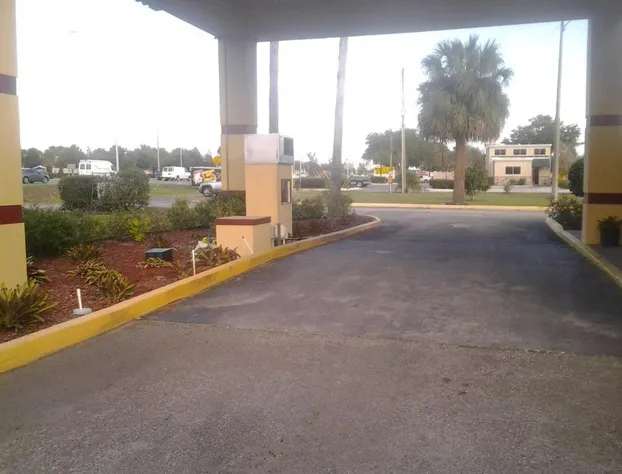 Budget Lodge of Mount Dora hotel detail image 2