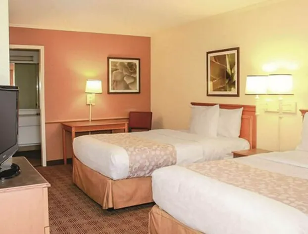 Econo Lodge hotel detail image 2