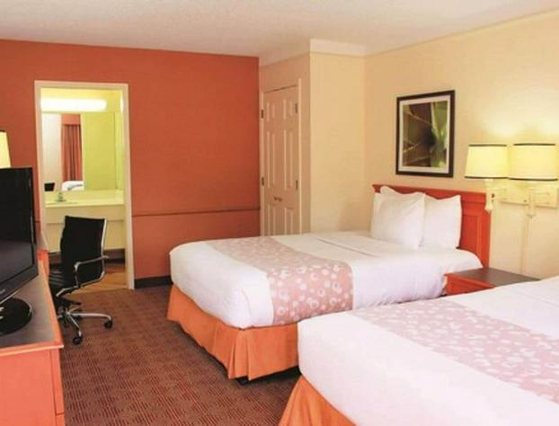 Econo Lodge hotel detail image 1