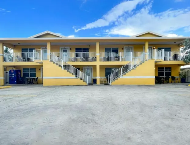 Hollywood by the Sea Hotel hotel detail image 1