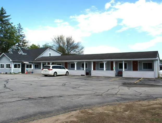 Pilgrim Inn & Cottages hotel detail image 1