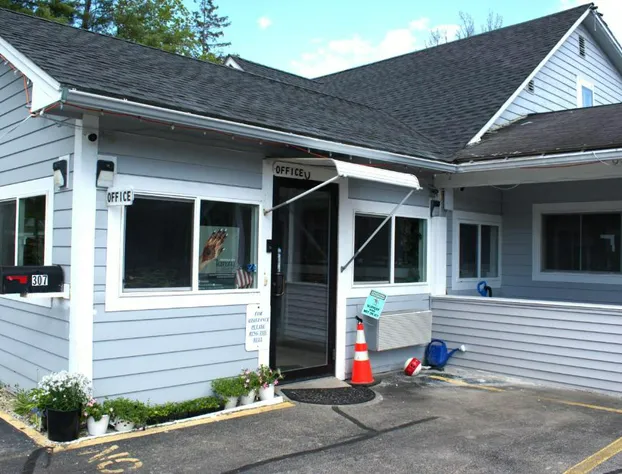 Pilgrim Inn & Cottages hotel detail image 3