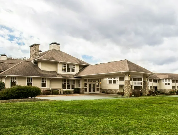 Rodeway Inn & Suites Cherokee On the River hotel detail image 1