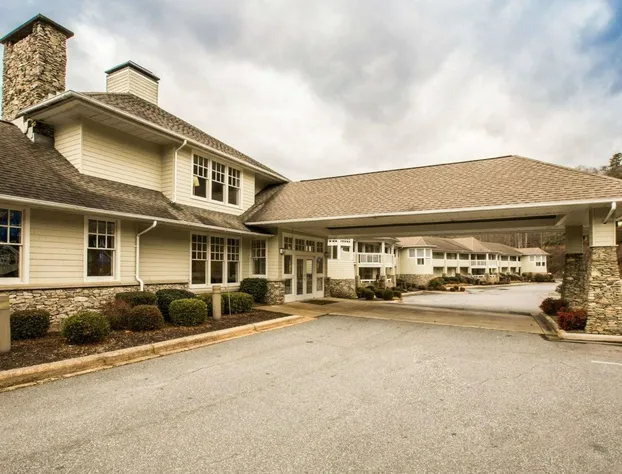 Rodeway Inn & Suites Cherokee On the River hotel detail image 2