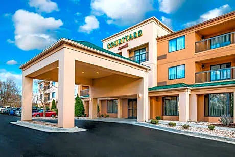 Courtyard by Marriott Lynchburg hotel detail image 2