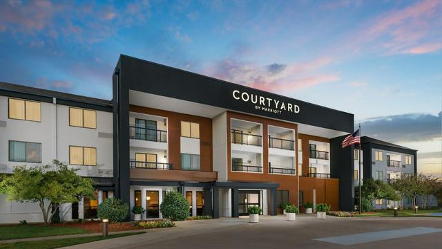 Courtyard By Marriott Dallas - Lewisville hotel detail image 1