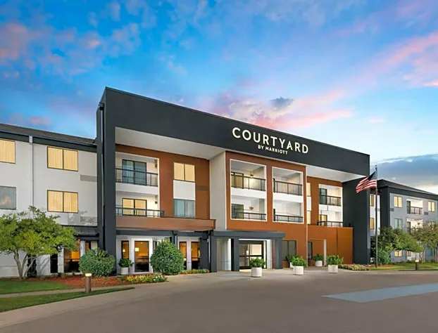 Courtyard By Marriott Dallas - Lewisville hotel detail image 1