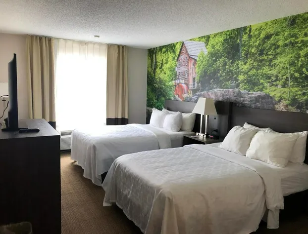 Clarion Pointe Beckley hotel detail image 4