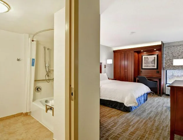 Hampton Inn Beckley hotel detail image 4