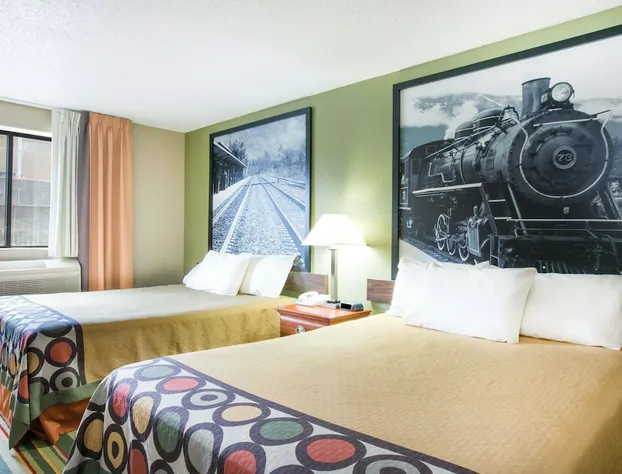 Super 8 by Wyndham Beckley hotel detail image 4