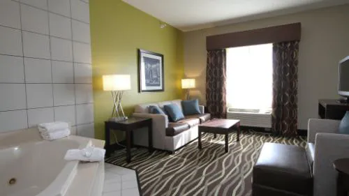 Holiday Inn Express Marshall by IHG hotel detail image 3