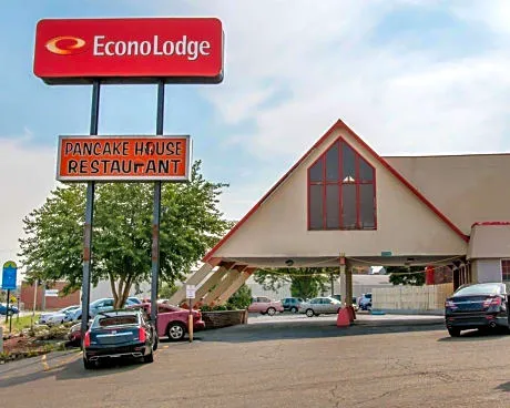 Econo Lodge Battle Creek hotel detail image 1