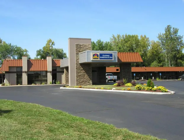 Best Western Gateway Adirondack Inn hotel detail image 1